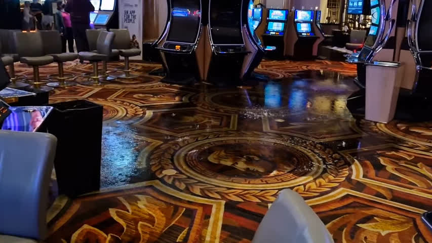 Фото - В Лас-Вегасе затопило казино